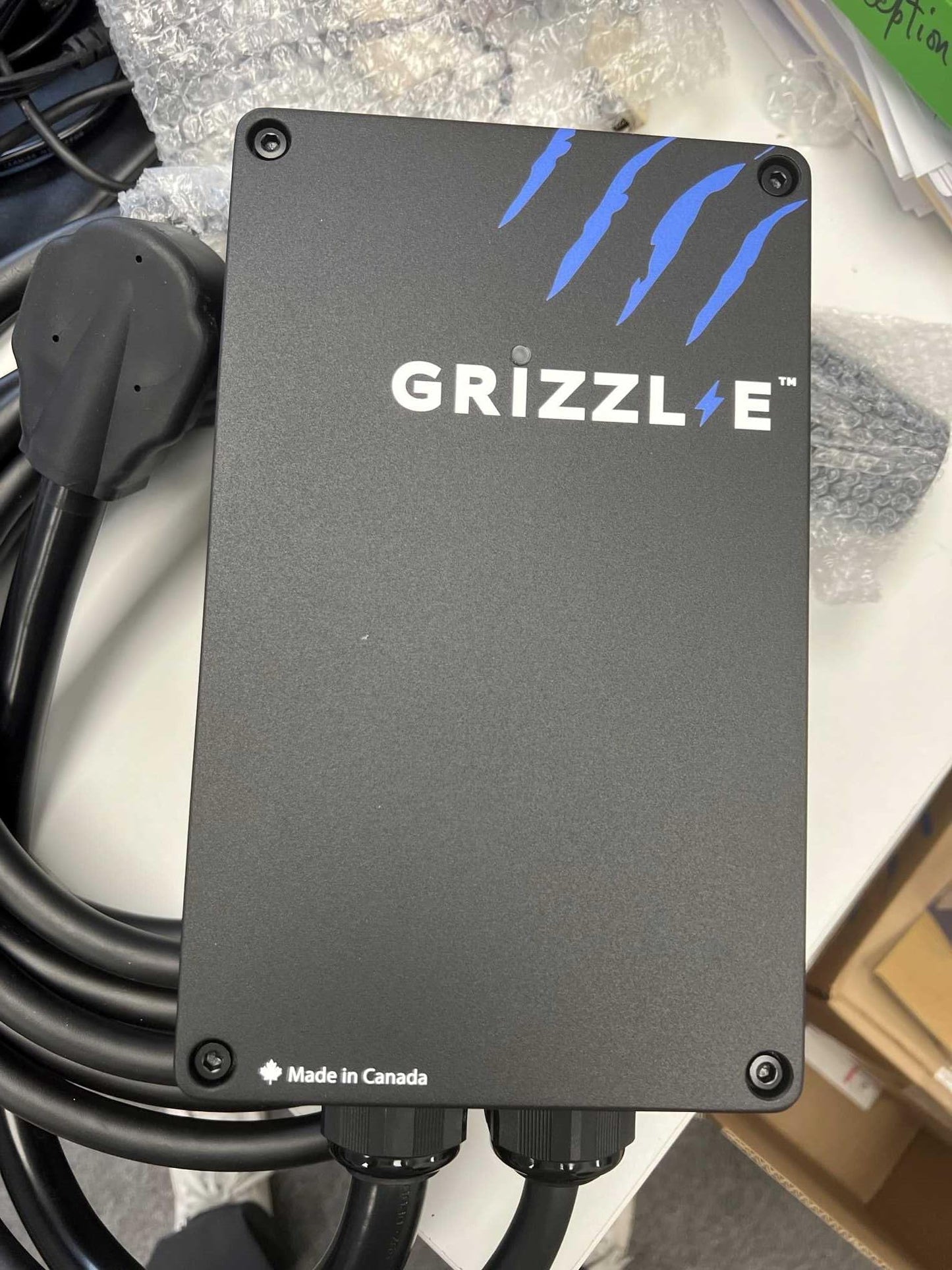 Grizzl-E Classic, Level 2 240V / 40A Electric Vehicle (EV) Charger, UL Certified, Metal Case Enclosure, Indoor/Outdoor Electric Car Fast Wall Charging Station, NEMA 14-50 Plug, Classic Black